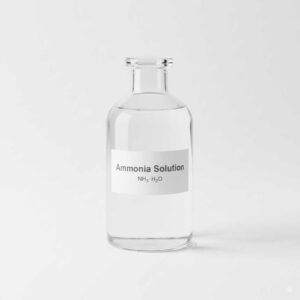 مایع-شفاف-آمونیاک-آبی-در-بطری-با-برچسب-Ammonia-Solution-NH₃·H₂O